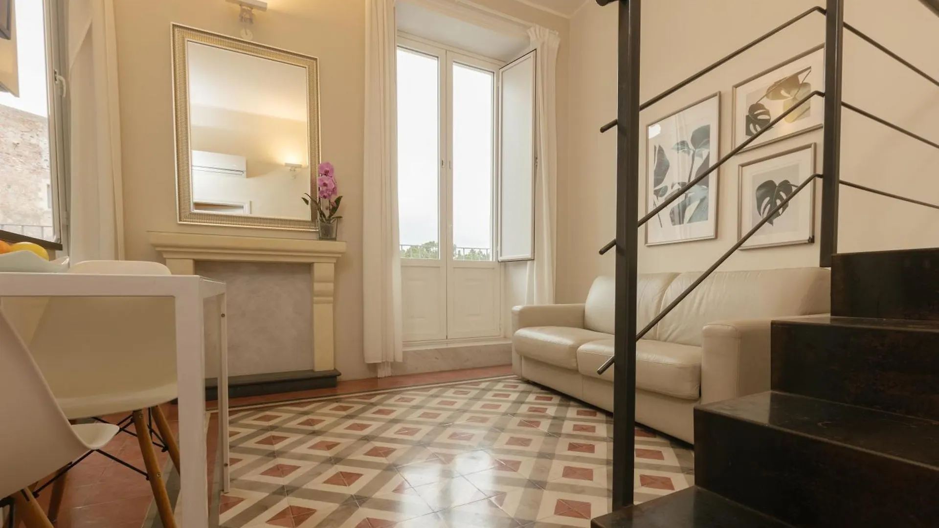Stay In Catania