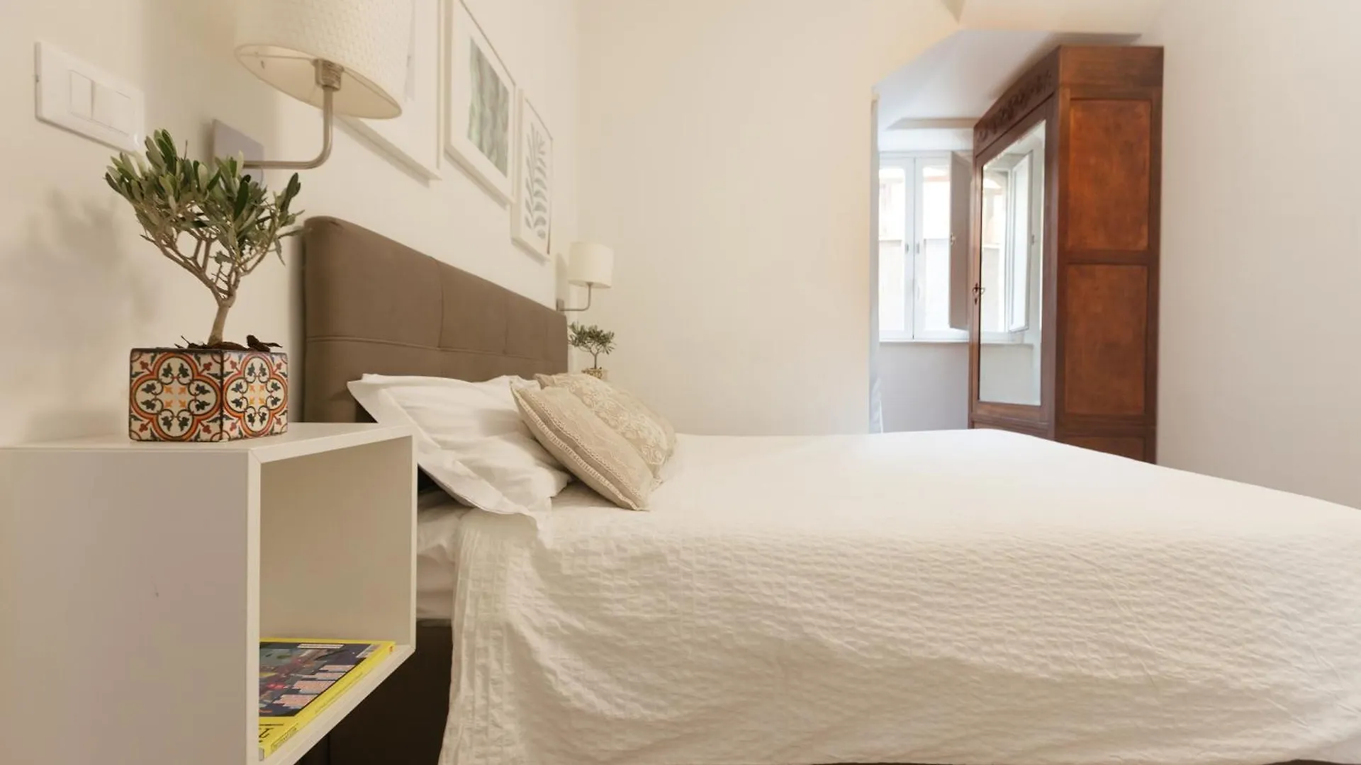 Stay In Catania 0*,